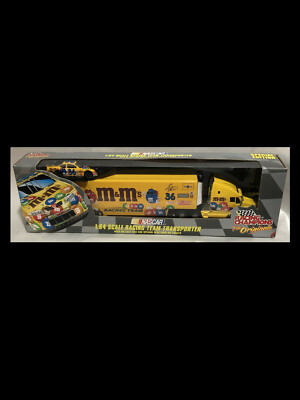 ミニカー 1:64 SCALE RACING TEAM TRANSPORTER Racing Champions 93401 Special Edition Racing Team Transporter
