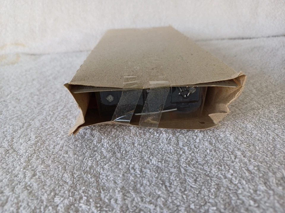 Matchbox MB244 Jaguar XJ6 Police Cars Trade Box Of 6 Models Sealed From 1993 - Image 2 of 4