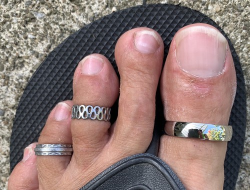 STAINLESS STEEL MENS(WOMENS) 6mm Big Toe Ring Sizes 14-25 - Picture 3 of 4
