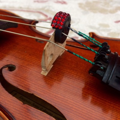 Bling4Strings Kristall Violine/Viola Dämpfer - Geburtsstein Edelsteinfarben