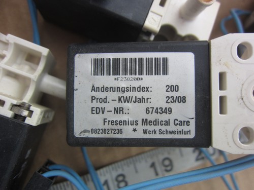 Válvula solenoide Fresenius Medical Care F17809E F218200 F238200, usada - Imagen 7 de 8