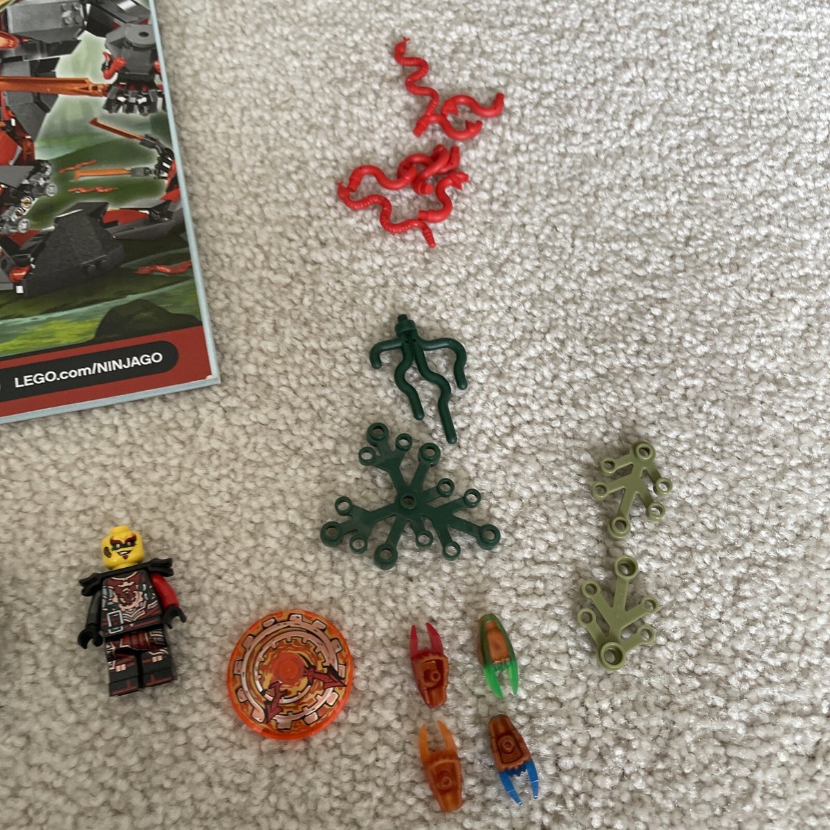 LEGO Ninjago 70626 Dawn of Iron Doom With Time Twins /Blades