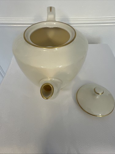Lenox Wheat Tea Pot! Vintage & In Perfect Condition - Picture 11 of 16