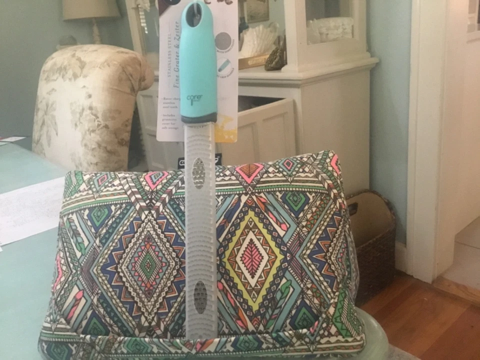 Microplane Kern Küche Edelstahl Fein Zester & Reibe NEU mit Deckel Aqua