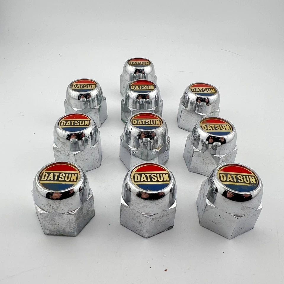 Cubiertas de tuerca Datsun vintage 510 240Z 610 710 260Z B110 Bluebird plástico cromado Foto 3 de 4