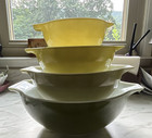PYREX Cinderella Nesting Mixing Bowl Set w/ Handles 4pc Green Yellow White — photo 1