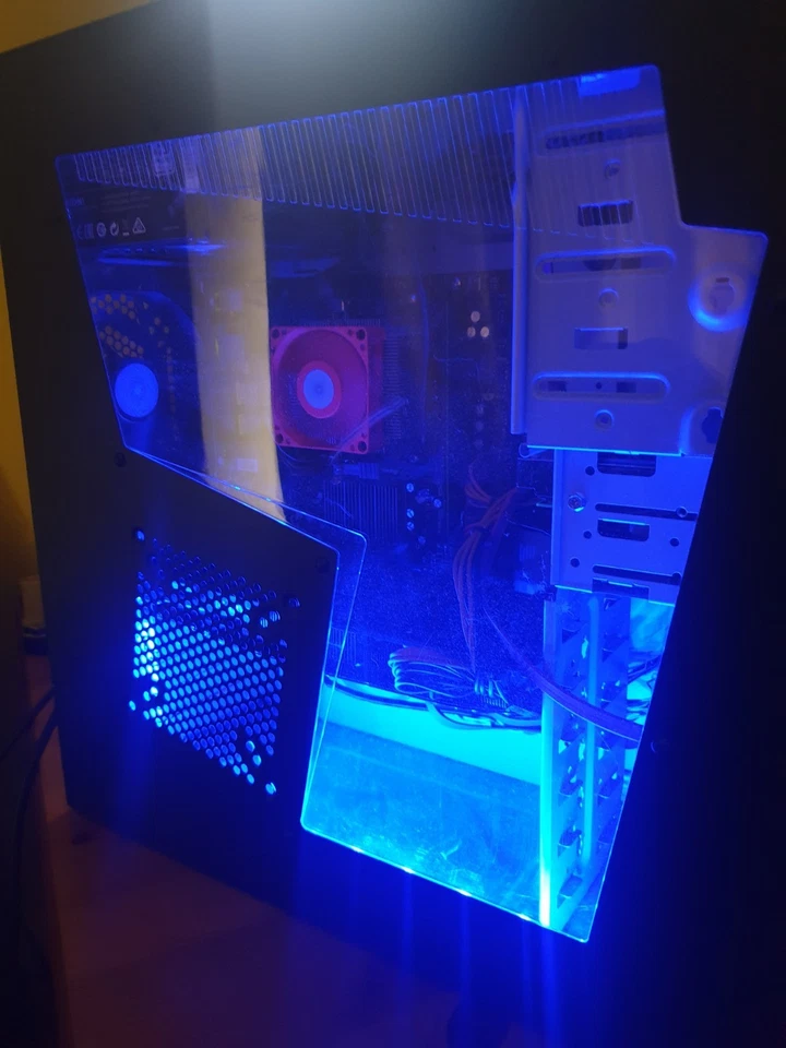 Gaming desktop,AMD FX 4300, 1TB, Radeon R9 200, 12gb + GTA V, GTA Trilogy, Metro - Image 4 of 4