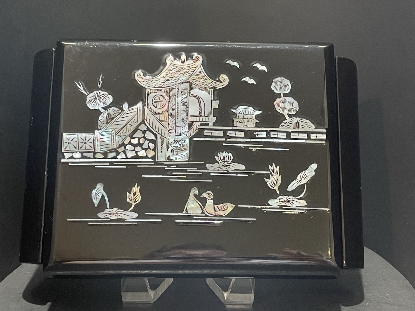 Vintage Black Lacquer Jewelry Box with Mother of Pearl Ducks & Pagoda Design-image