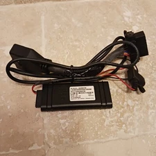 Oigo  Model AR-2CX-11V Real Time Vehicle GPS Cellular Tracking Transponder