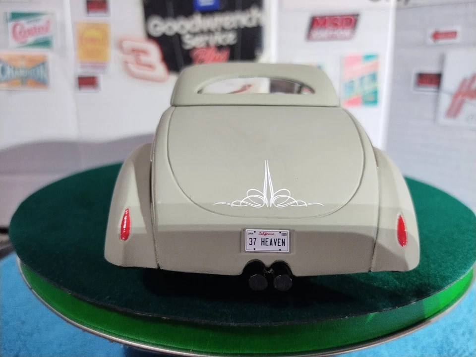 Linberg Ford Custom 1937 Foto 3 de 4