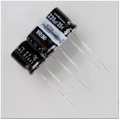 Nichicon VR Series 220uF/35V Electrolytic Capacitors 35V/220uF 10×12.5