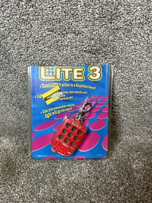 Vintage Tiger Electronics Lite 3 Keychain Game NIP