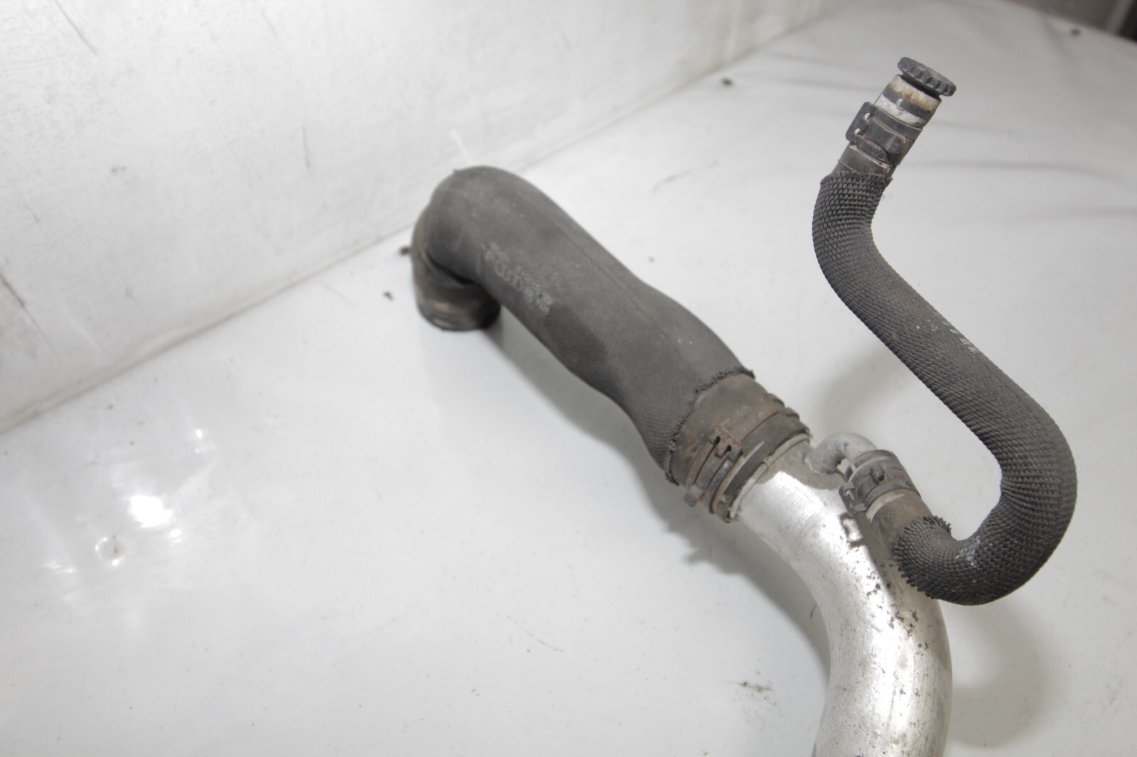 08-13 AUDI R8 4.2L OEM ENGINE MOTOR COOLANT PIPE TUBE 420121046 FACTORY COMPLETE