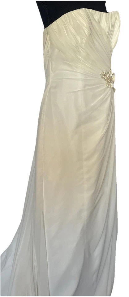 Vestido de novia Maggie Sottero talla 12 funda sin tirantes fluido gasa con tren Foto 3 de 4