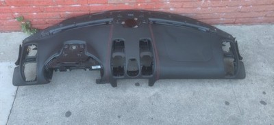 2014 Porsche Cayman/Boxter (981) Dashboard Black / Carmine Red OEM