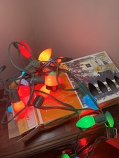 VTG GE 25 Glow Bright Outdoor Light Set USA Made C-9 With Box And Extra Bulbs