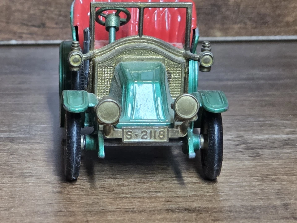 Vintage 1911 Renault Matchbox Models of Yesteryear Green Lesney Collectible Y-2 - Image 3 of 4