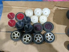 Nice LOT OF VINTAGE RC 1/10 2WD Buggy Tires 2.2" Wheels Associated Losi HPI