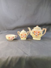Vintage Japanese Small Tea or Sake 5 piece Miniature Porcelain China Teapot Rare