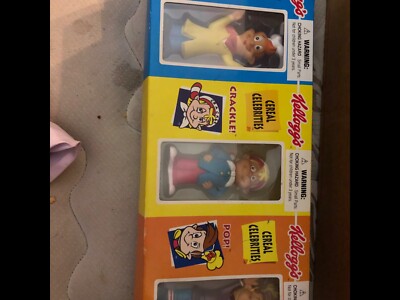 Snap Crackle Pop Figurines 1998 Kellogg's Cereal Celebrities Rice Krispies
