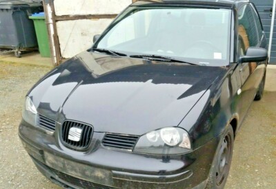 Schlachtfest Seat Arosa (6HS) 1.0 AUC 37KW, Bj.2004, 108TKm, eine Radschraube