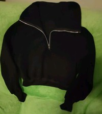 Cropped Black Fleece Size M