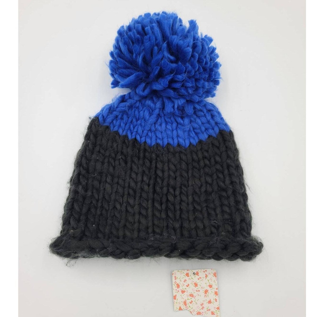 FREE PEOPLE Cozy Up Color Blocked Beanie In Black | eBay display picture 2