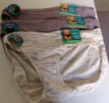 3 Vanity Fair beyond Comfort Bikini Style 18291 Size 8 print Mauve