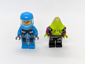 LEGO Space: Alien Defender  7050 - Excellent - Complete Parts & Minifigures