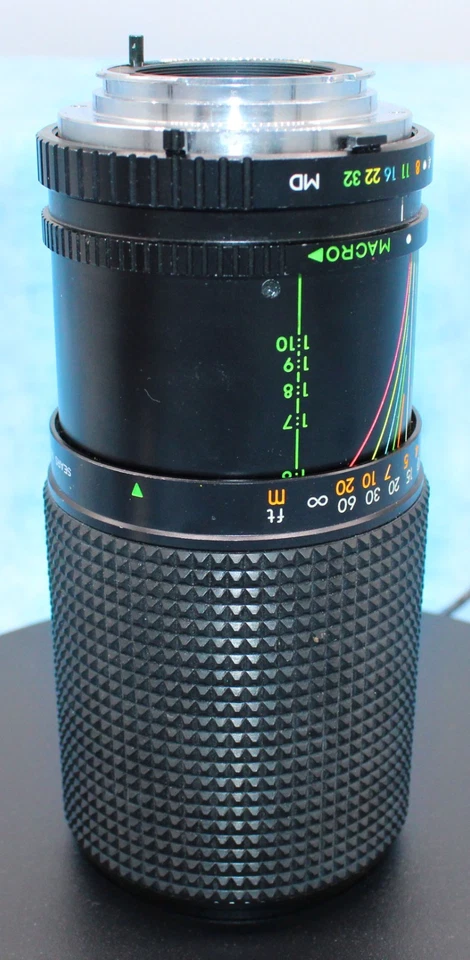 Sears 70–210mm f/4.0 Multi-Coated Zoom Lens — Macro | MD Mount | Manual Focus - Image 4 of 4