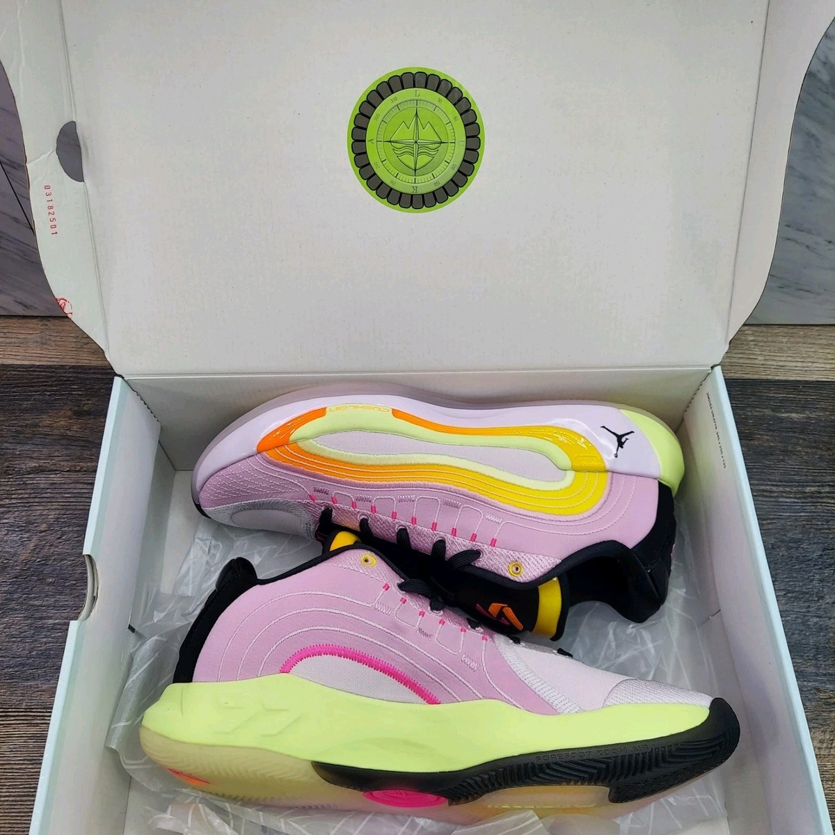Jordan Luka 4 Gone Fishing Sneakers Pink Yellow IB7903 600  display picture 2