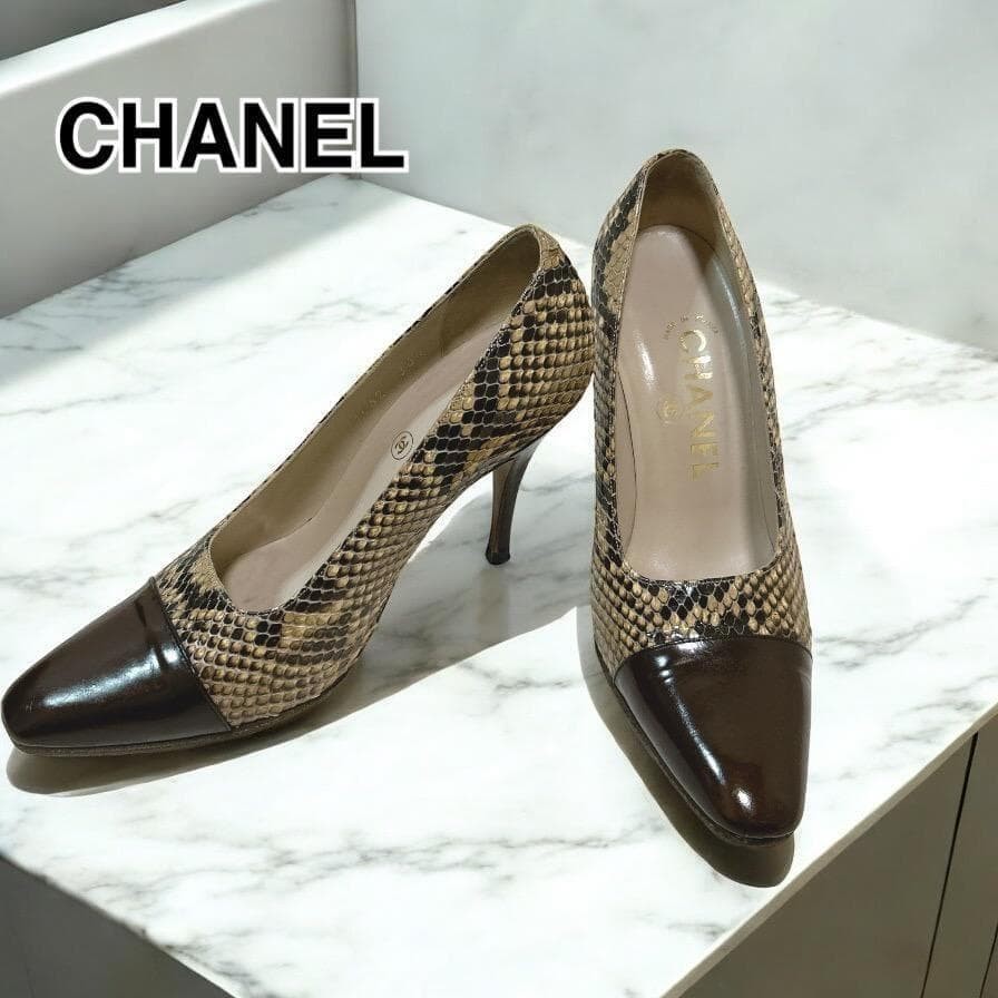 Authentic CHANEL Python Pattern Leather Pumps Hee… - image 1