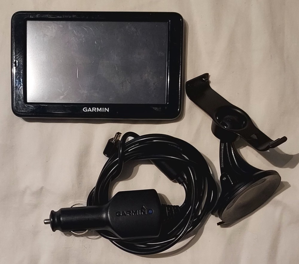 Garmin Nuvi 2555 LMT GPS Tested Working Bundle with Accessories Garmin Nuvi 2555 LMT GPS Tested Working Bundle with Accessories