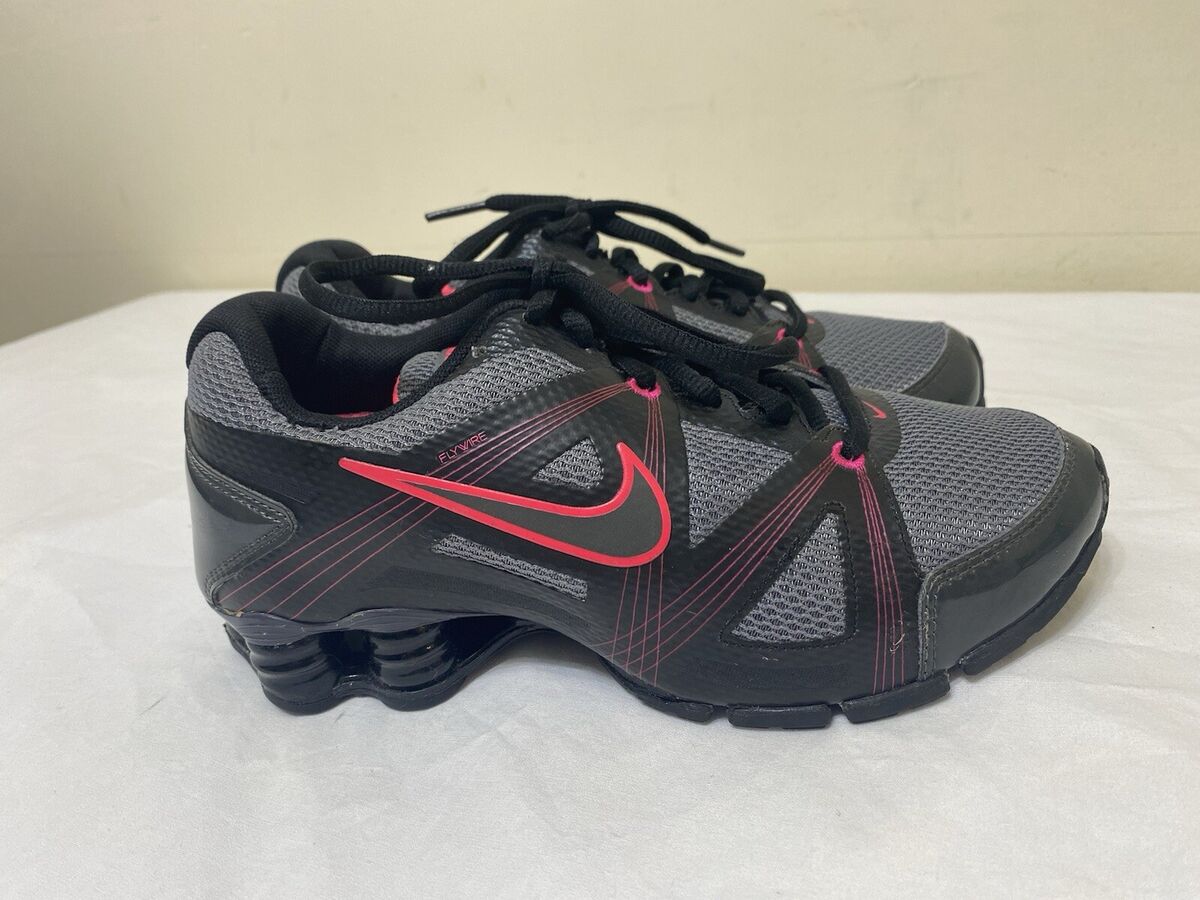 RARE Nike Shox Reveal 5 Running Shoes Grey /Black/Hot Pink RARE Nike Shox Reveal 5 Running Shoes Grey /Black/Hot Pink