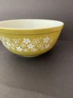 Vtg Pyrex Spring Blossom Green White 2.5QT Crazy Daisy Round Mixing Bowl 403 Exc
