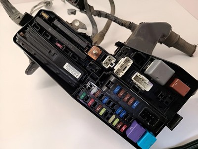 2012-2017 Toyota Camry Engine Fuse Box Assembly OEM