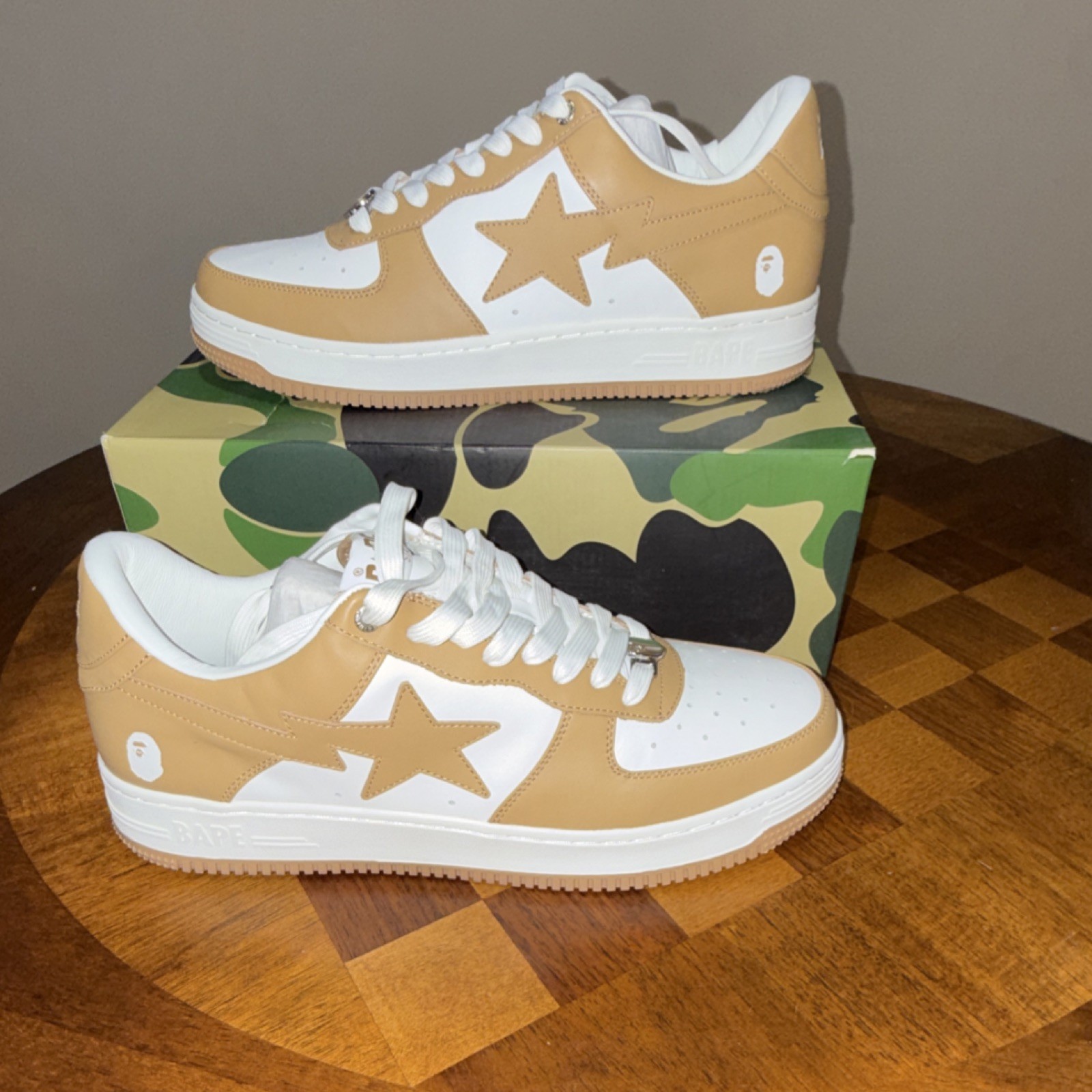 A Bathing Ape Bapesta Beige White Men's Low Top Leather Sneaker 1J70191007