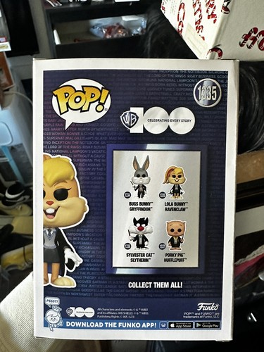 Funko Pop! WB 100: Figura Vinilo Lola Bunny Ravenclaw #1335 PEGATINA OFICIAL NYCC - Imagen 3 de 6