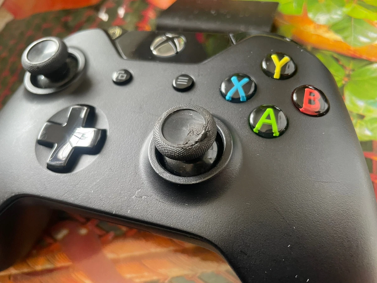 Microsoft Xbox One Wireless Controller Black 1708 Used