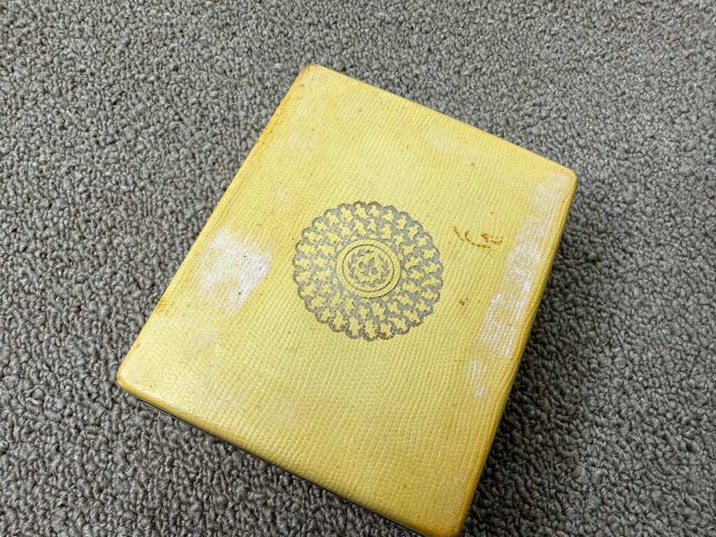 Picture 6 of 8