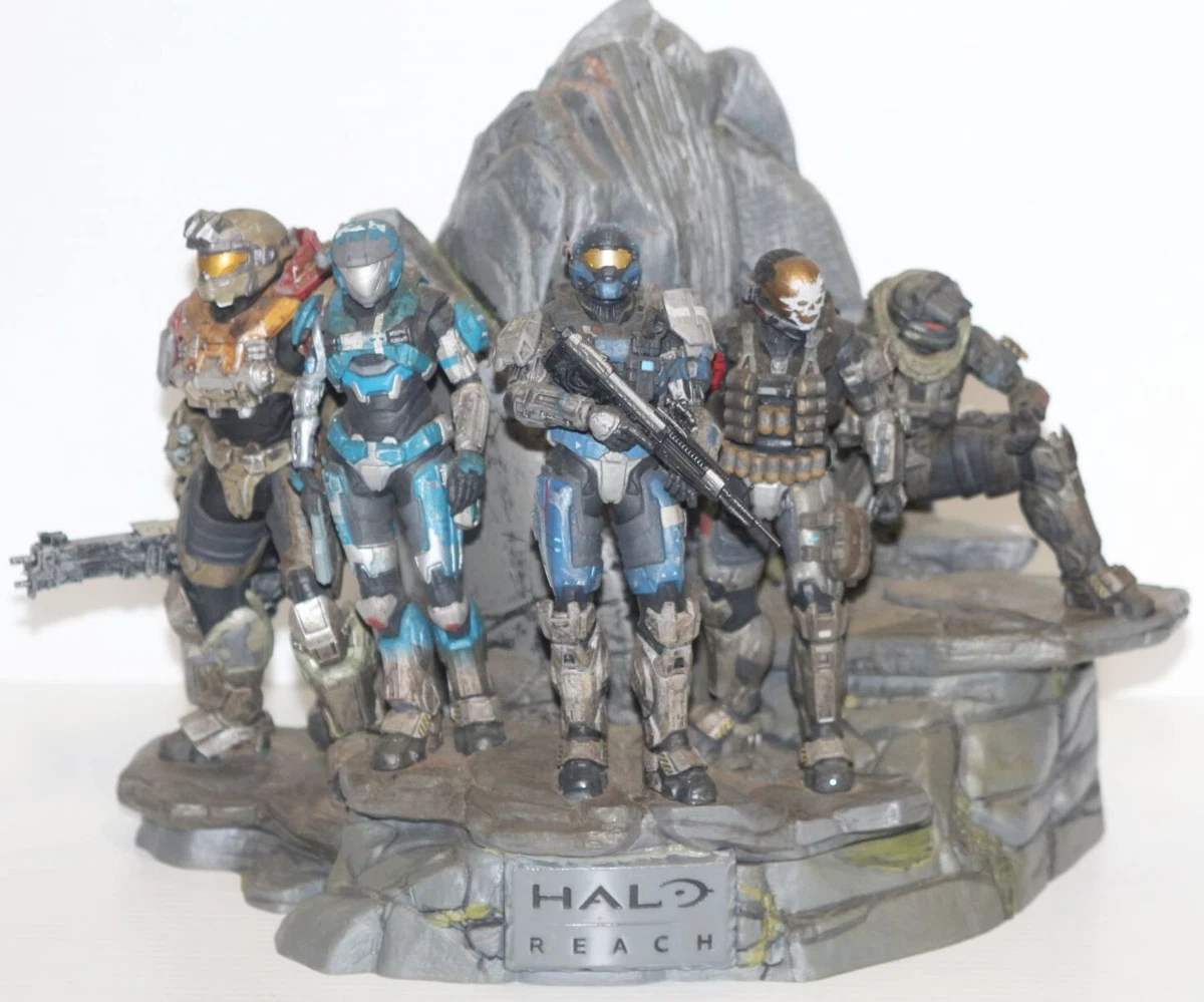 Halo Reach Noble Team Legendary Limited Edition Statue 2010 NOT COMPLETE