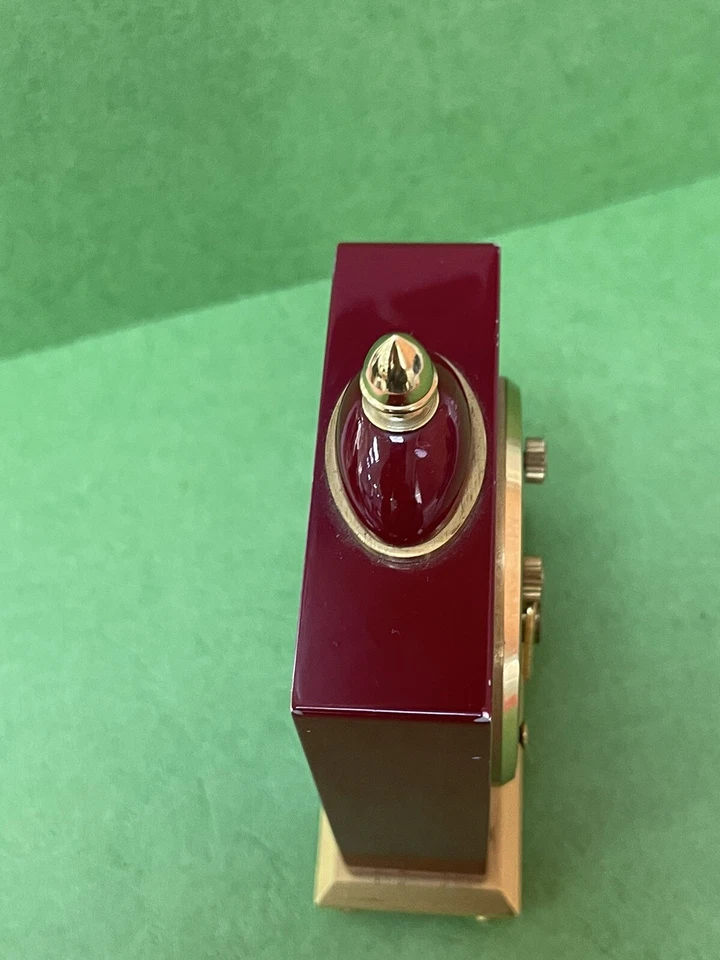 Vintage RARE VINTAGE HAMILTON EIGHT DAYS 7 JEWELS ALARM CLOCK Red Enamel R5 - Image 4 of 4