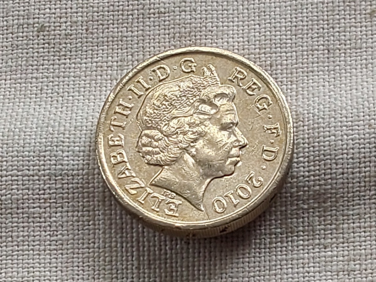 One Pound coin 2010 Capital Cities London Almost Uncirculated | eBay UK