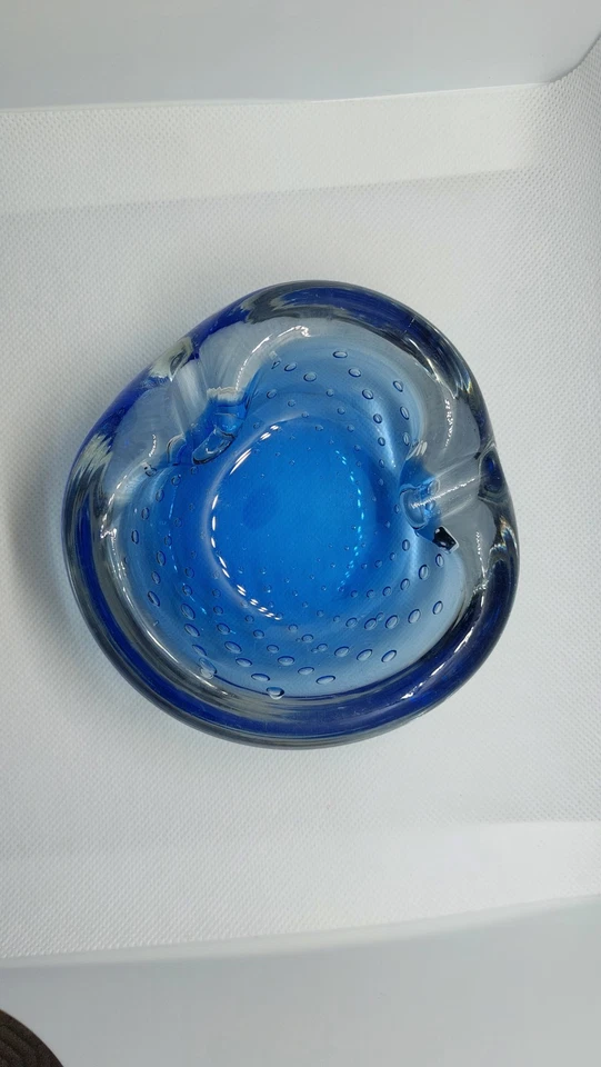 Vintage Murano Controlled Bubble Ashtray Blue In Excellent Condition - Image 4 of 4