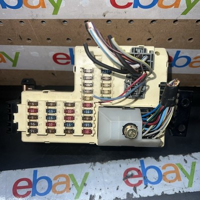 2005 Ford Explore Fuse Relay Box with Cover