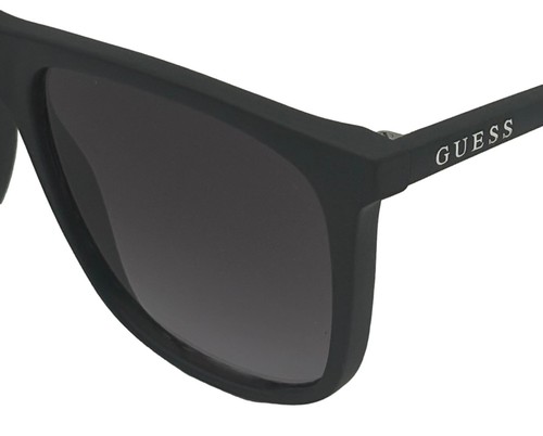 Gafas de sol Guess para hombre de plástico cuadrado negro mate, lente degradada GF0222. 2B - Imagen 3 de 12