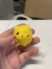 Vintage 2000 Pikachu Battle Top: Pokemon Kellogg's Nintendo Spinning Top