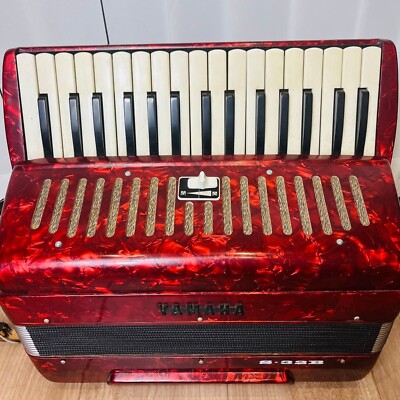 YAMAHA SOPRANO 32 アコーディオン YAMAHA Accordion S-32B Soprano Red 32 Keys for Ensemble