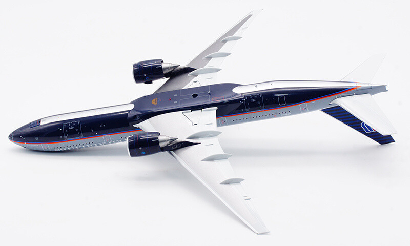 Inflight for United Airlines for Boeing B777-200 N786UA 1:200