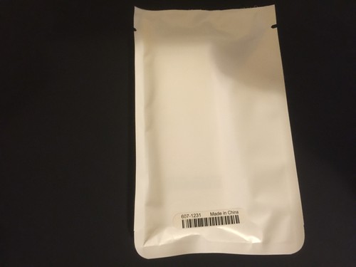 ONE BRAND NEW Genuine Apple Remote for iPod iMac MacBook Pro Mac Mini A1156 TV - Picture 2 of 2